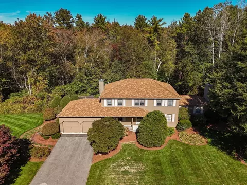 3 Clark Rd, Nashua, NH 03062