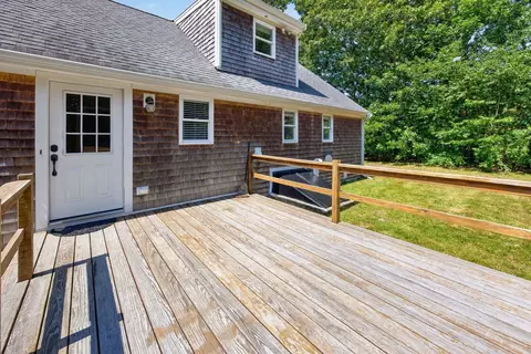 Exterior - 52 Willimantic Dr, Marstons Mills, MA 02648 photo 3 of 8