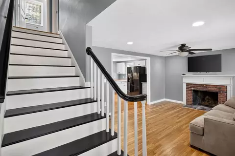Entry Way - 52 Willimantic Dr, Marstons Mills, MA 02648 photo 2 of 2