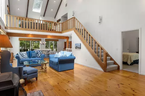 Living - 2223 Samoset Rd, Mashpee, MA 02649 photo 3 of 7