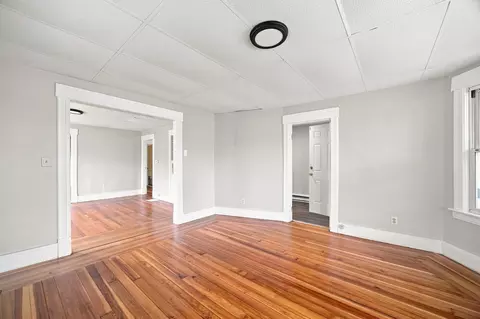 Living - 415 Orange St, Springfield, MA 01108 photo 1 of 3