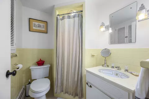 Bath - 62 Hillside Dr, Centerville, MA 02632 photo 1 of 2