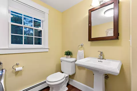 Bath - 18 Dinahs Way, Wareham, MA 02571 photo 1 of 7