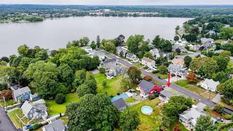 View/Area - 16 Central St, Wakefield, MA 01880 photo 1 of 6