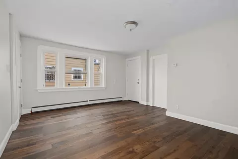 Living - 10 Carlisa Dr, Fall River, MA 02723 photo 2 of 5