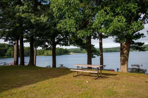 Other - 604 Beacon Park #604, Webster, MA 01570 photo 6 of 7