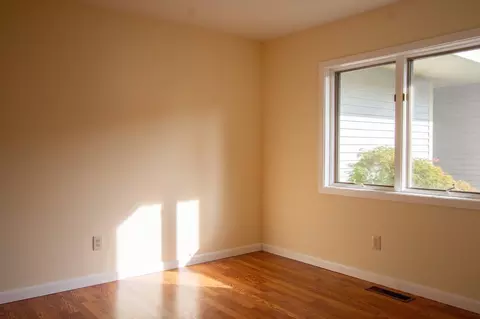 Bedroom - 604 Beacon Park #604, Webster, MA 01570 photo 1 of 3