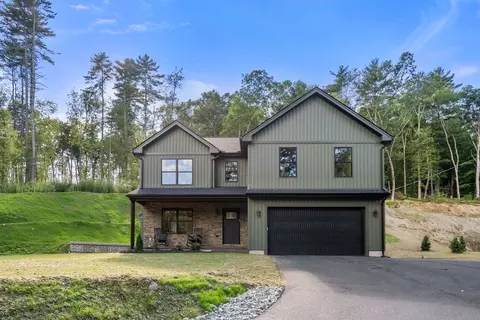 3052 Foster St, Palmer, MA 01069