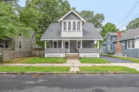 Exterior - 136 Marsden St, Springfield, MA 01109 photo 2 of 7