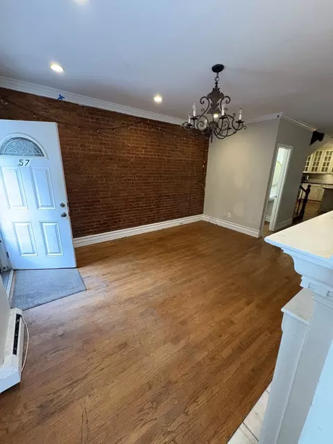 32 Warwick St, Roxbury, MA 02120