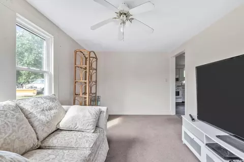 Living - 4 Cherry St, Wareham, MA 02571 photo 3 of 3