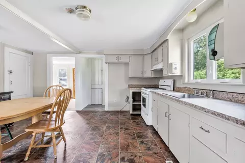 Other - 4 Cherry St, Wareham, MA 02571 photo 4 of 8