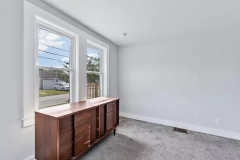 Bedroom - 4 Cherry St, Wareham, MA 02571 photo 3 of 10