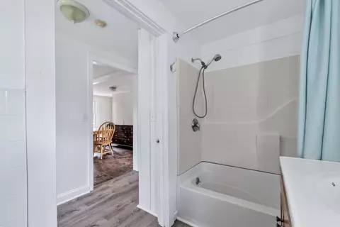 Bath - 4 Cherry St, Wareham, MA 02571 photo 3 of 4