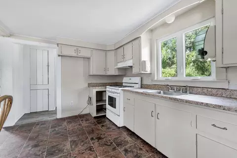 Kitchen - 4 Cherry St, Wareham, MA 02571 photo 1 of 2