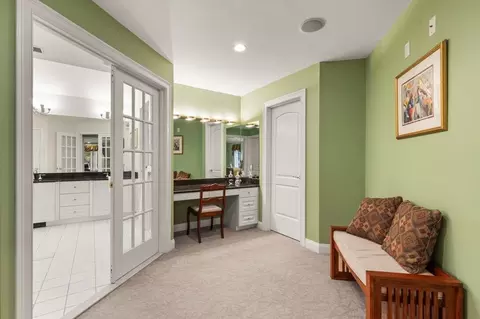 Entry Way - 66 Eisenhower Dr, Sharon, MA 02067 photo 3 of 4