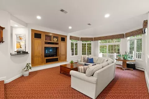 Living - 66 Eisenhower Dr, Sharon, MA 02067 photo 3 of 4