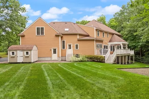 Exterior - 66 Eisenhower Dr, Sharon, MA 02067 photo 3 of 11