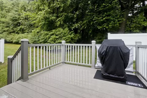 Exterior - 55 Pinecrest Dr #55, Chicopee, MA 01020 photo 5 of 5