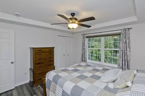 Bedroom - 55 Pinecrest Dr #55, Chicopee, MA 01020 photo 3 of 4