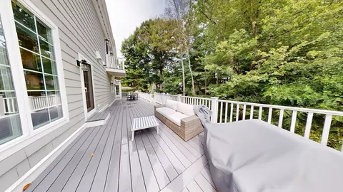 Exterior - 2 Spruce Run, Beverly, MA 01915 photo 5 of 6