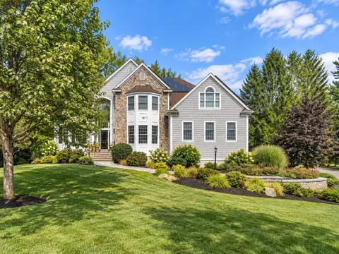 Exterior - 2 Spruce Run, Beverly, MA 01915 photo 2 of 6