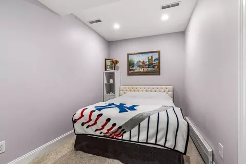 Bedroom - 65 Crescent Rd #65, Needham, MA 02494 photo 9 of 9