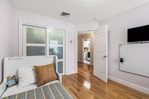 Bedroom - 65 Crescent Rd, Needham, MA 02494 photo 5 of 9