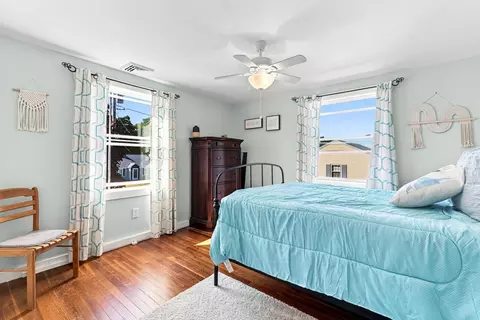 Bedroom - 36 Main Ave, Wareham, MA 02538 photo 6 of 8
