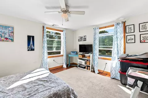 Bedroom - 36 Main Ave, Wareham, MA 02538 photo 7 of 8
