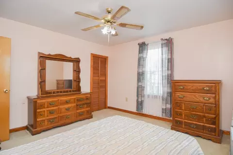 Bedroom - 38 Pleasant St, Ware, MA 01082 photo 2 of 8