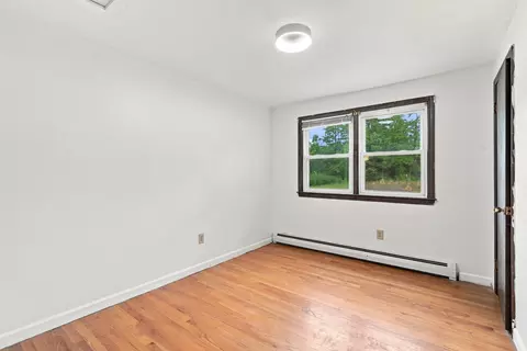 Bedroom - 45 Campbell Dr, Easthampton, MA 01027 photo 5 of 7