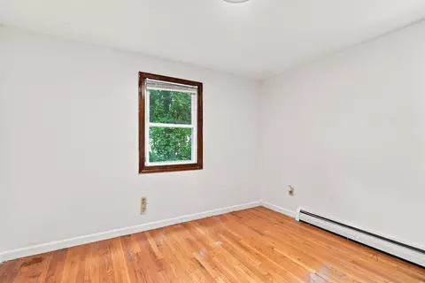 Bedroom - 45 Campbell Dr, Easthampton, MA 01027 photo 3 of 7