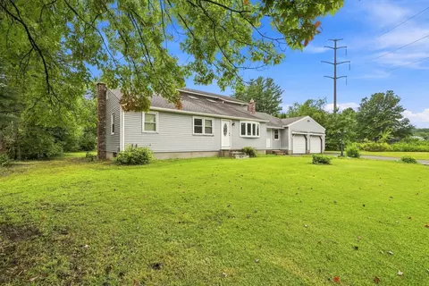 Exterior - 45 Campbell Dr, Easthampton, MA 01027 photo 3 of 7