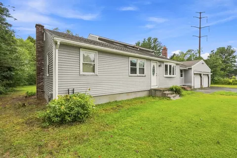 Exterior - 45 Campbell Dr, Easthampton, MA 01027 photo 5 of 7