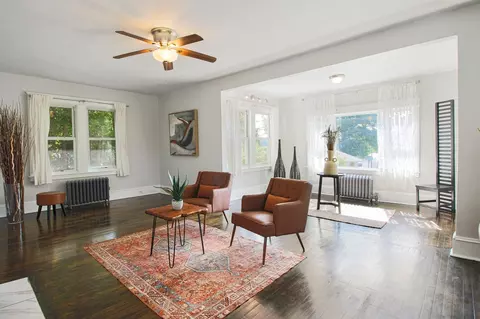 Living - 4 Longfellow Rd, Worcester, MA 01602 photo 4 of 6