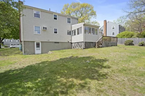 Exterior - 20 Bonney Ln, Dedham, MA 02026 photo 5 of 8