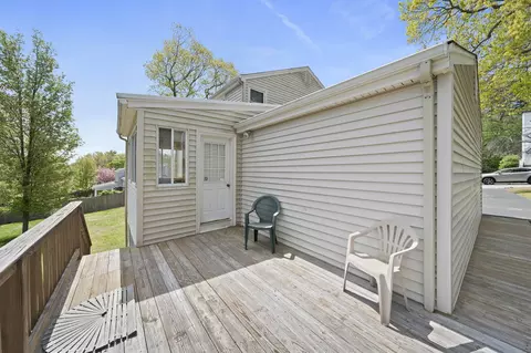Exterior - 20 Bonney Ln, Dedham, MA 02026 photo 8 of 8