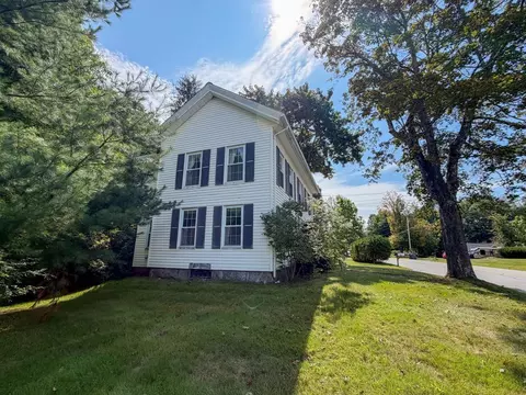 Exterior - 1386 Pleasant St, Athol, MA 01331 photo 6 of 7