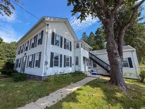 Exterior - 1386 Pleasant St, Athol, MA 01331 photo 5 of 7