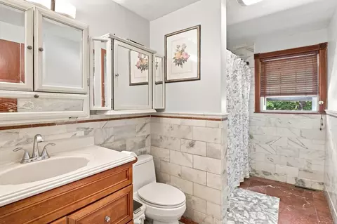 Bath - 30 Parsons Hill Dr, Worcester, MA 01603 photo 1 of 1