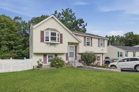 Exterior - 30 Parsons Hill Dr, Worcester, MA 01603 photo 2 of 5