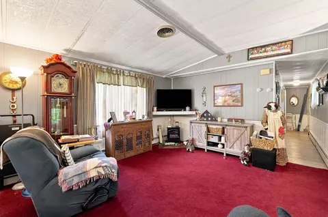 Living - 60 Longboat Dr, Wareham, MA 02576 photo 3 of 5