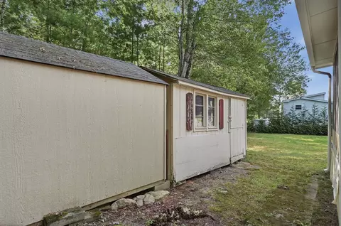 Exterior - 60 Longboat Dr, Wareham, MA 02576 photo 7 of 9
