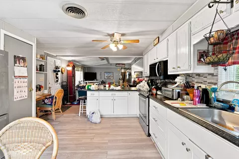 Kitchen - 60 Longboat Dr, Wareham, MA 02576 photo 11 of 12