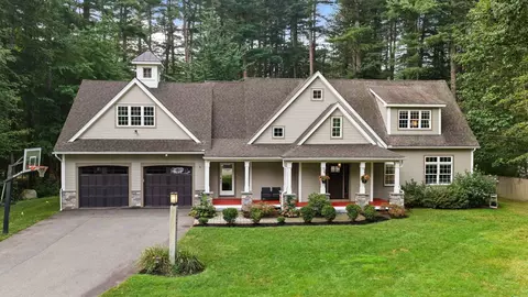 9 Old Farm Cir, Wayland, MA 01778