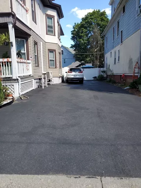 Exterior - 25 Kimberly Ave, Springfield, MA 01108 photo 6 of 7