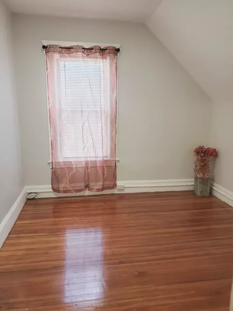 Bedroom - 25 Kimberly Ave, Springfield, MA 01108 photo 1 of 2