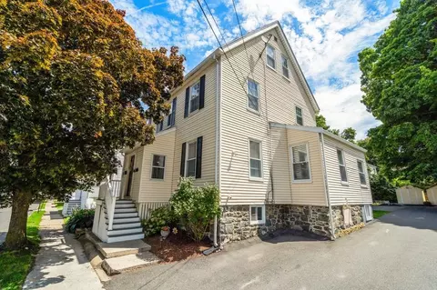 9 Tappan St #9, Melrose, MA 02176