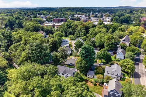 View/Area - 7 Dexter Rd, Wellesley, MA 02482 photo 2 of 3